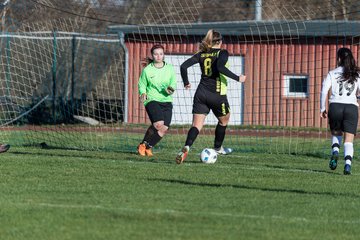 Bild 289 - B-Juniorinnen MSG Steinhorst Krummesse - SV Frisia 03 Risum Lindholm : Ergebnis: 0:5